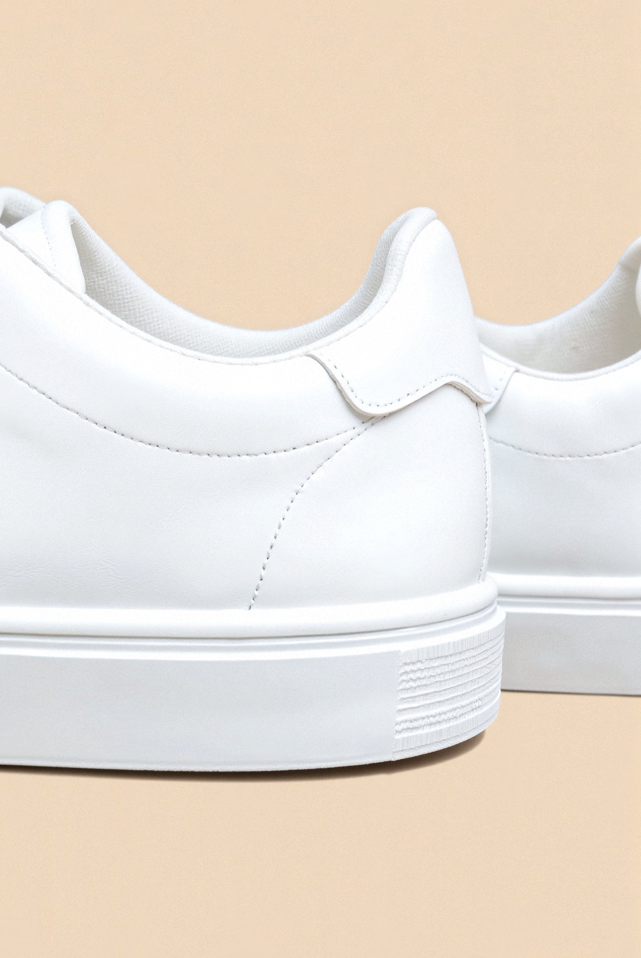 Evander - Minimalistiske hvide sneakers