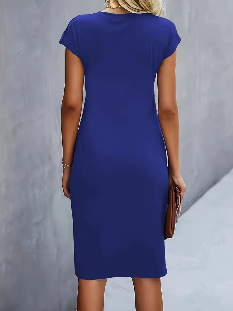 Katia – Vestido clásico ajustado de manga corta