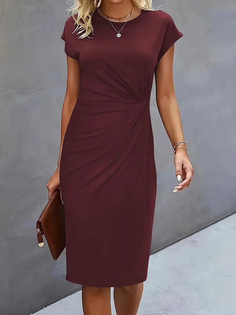 Katia – Vestido clásico ajustado de manga corta