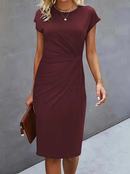 Katia – Vestido clásico ajustado de manga corta