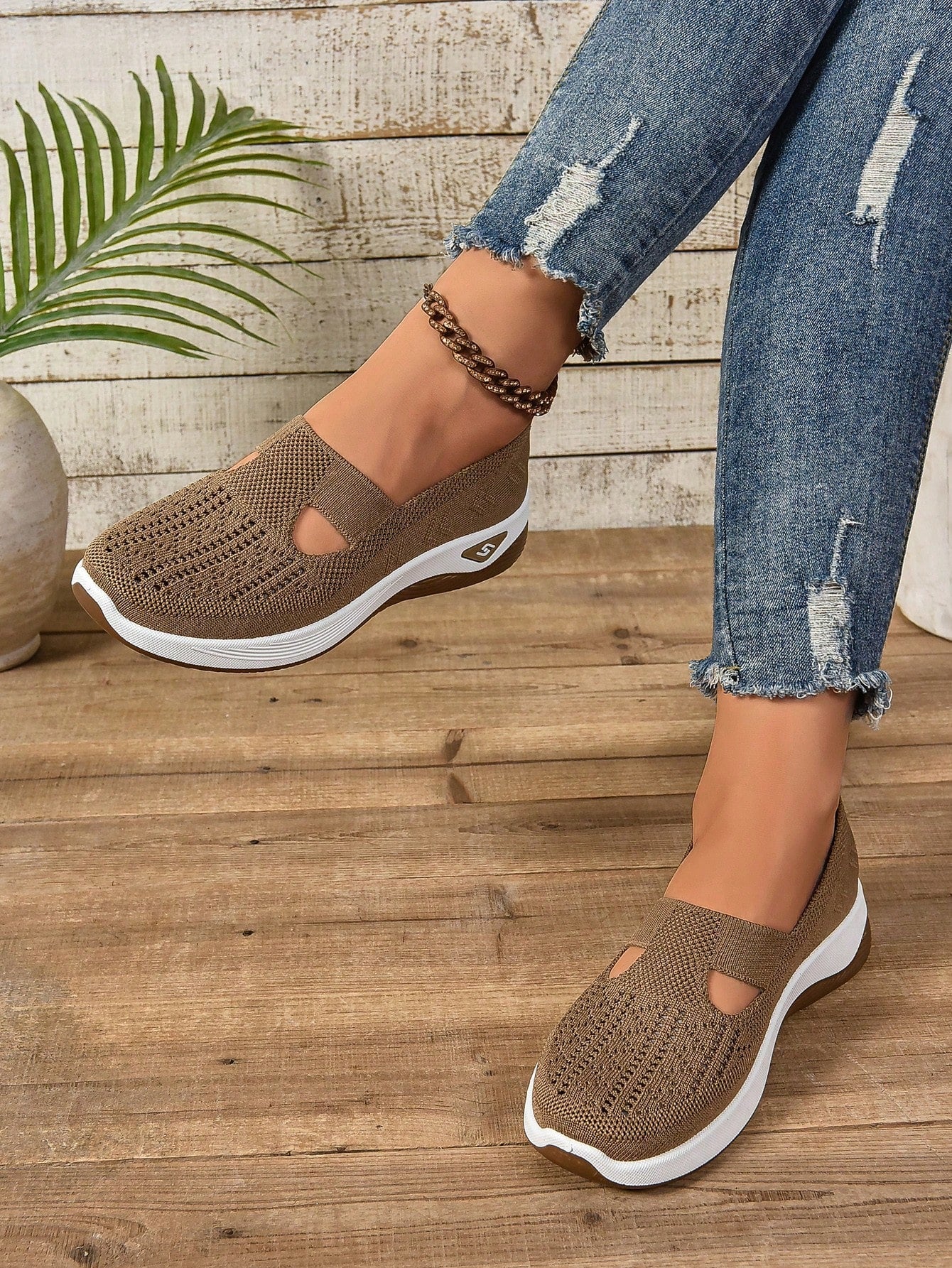 Women Lightweight Orthopedic Slip-On Sneakers - Image 15