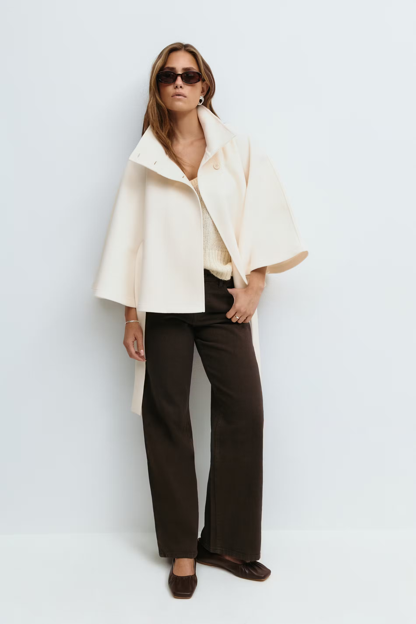 Amelia – Cape elegant cu curea