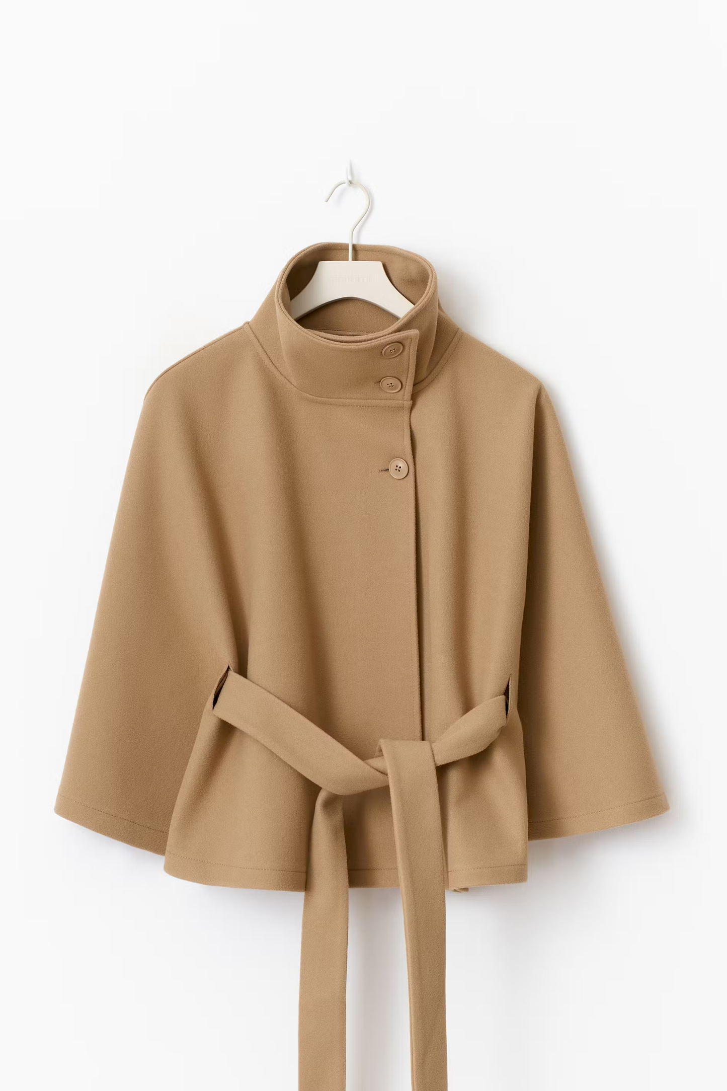 Amelia – Cape elegant cu curea