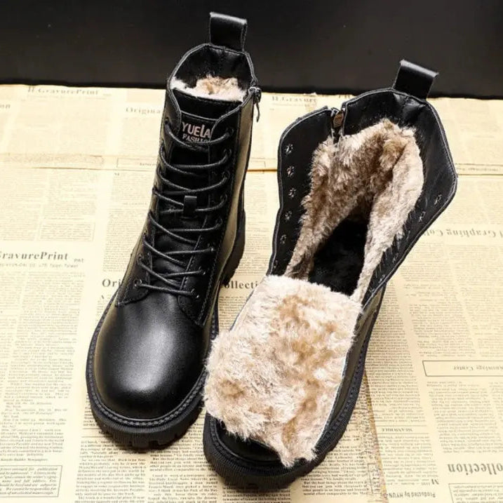 Black Ankle-High Boots for Women Azzoria