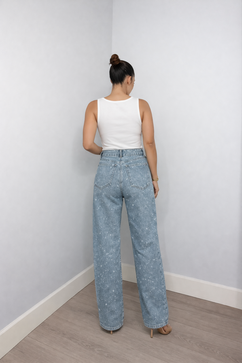 Vivian - Jean droit taille haute avec détails pailletés
