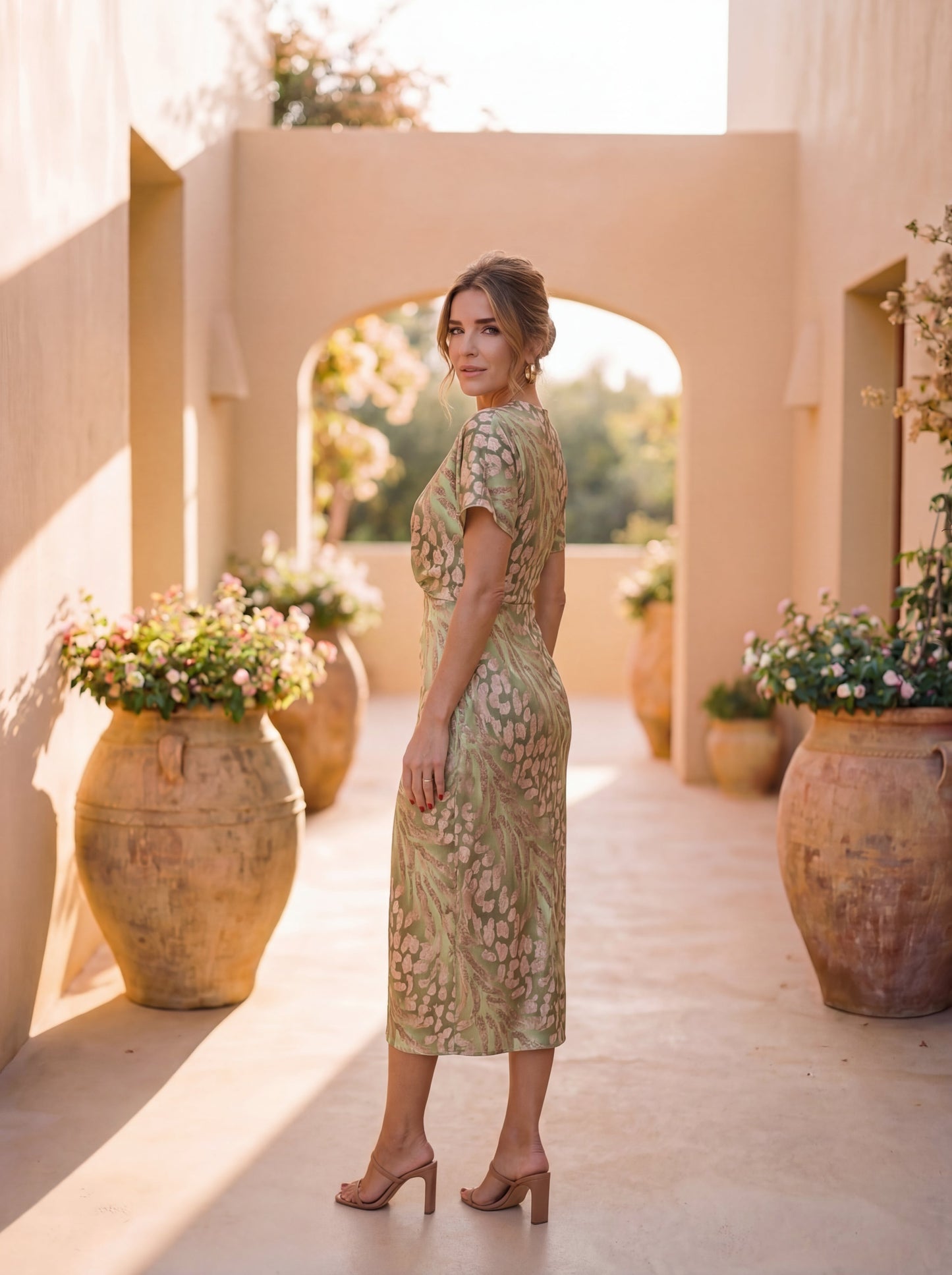 Kristina - Elegante abito midi stampato con cintura in vita