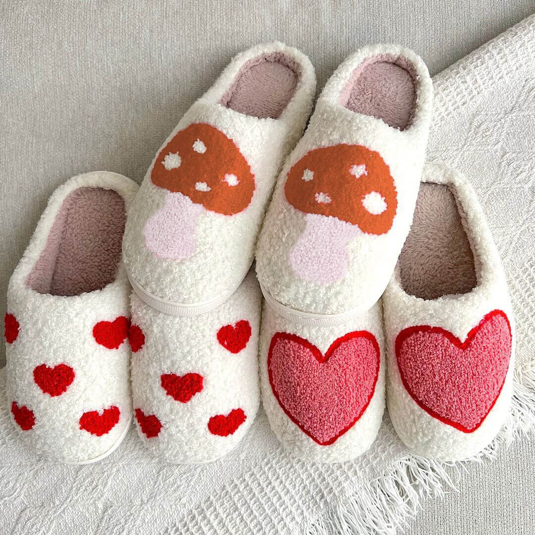 Maerla – Chaussons en peluche pour femmes en forme de cœur