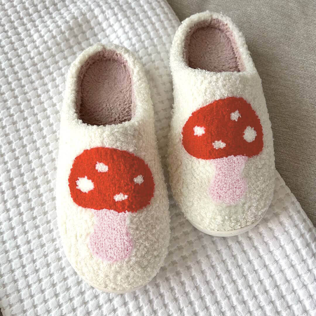 Maerla – Chaussons en peluche pour femmes en forme de cœur
