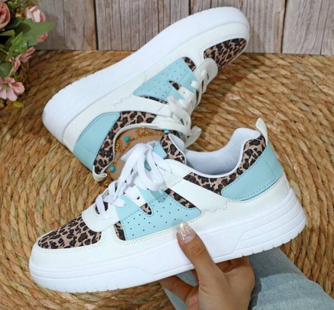 Vaelora - Printed Womens Sneakers Cushioned Sole