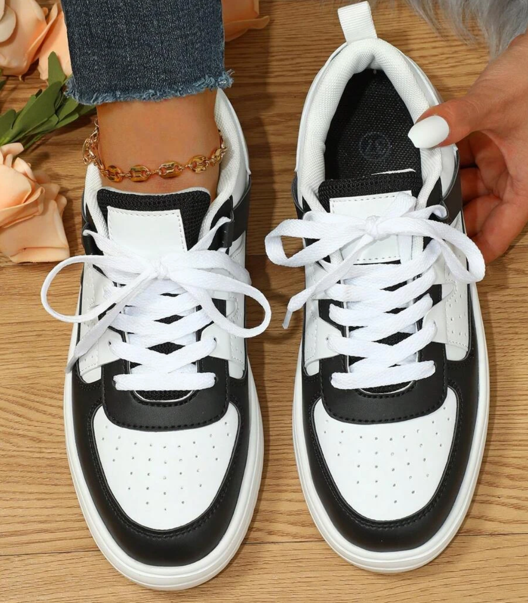 Vaelora - Printed Womens Sneakers Cushioned Sole