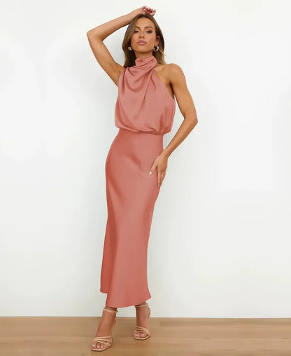 Solhena – Elegant Midi Dress