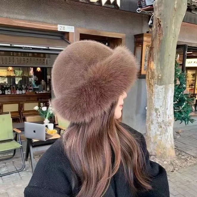 Aurora – Winter Hat with Faux Fur Trim