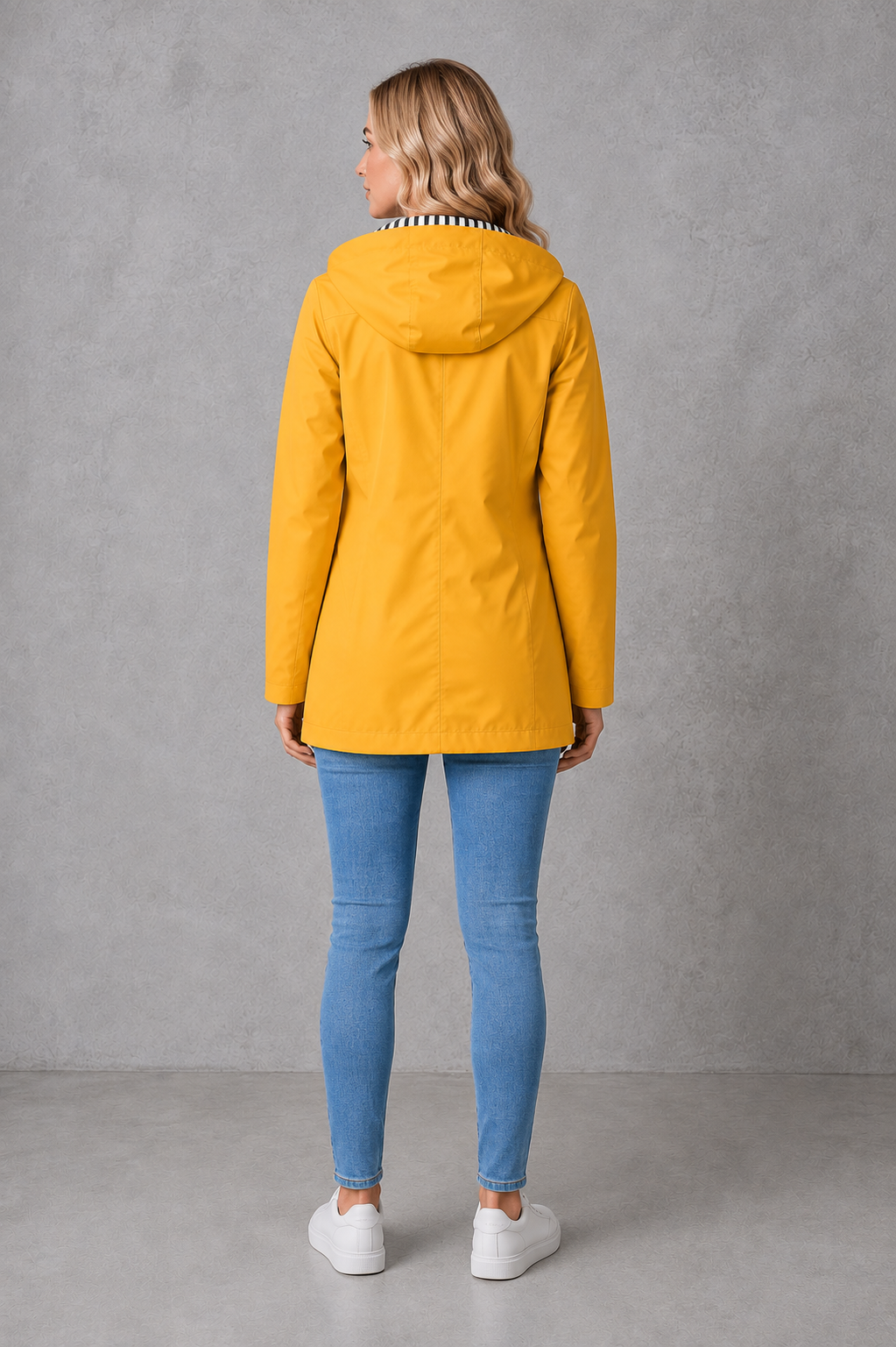 Women's Lightweight Waterproof Windproof Hooded Rain Jacket - Image 3