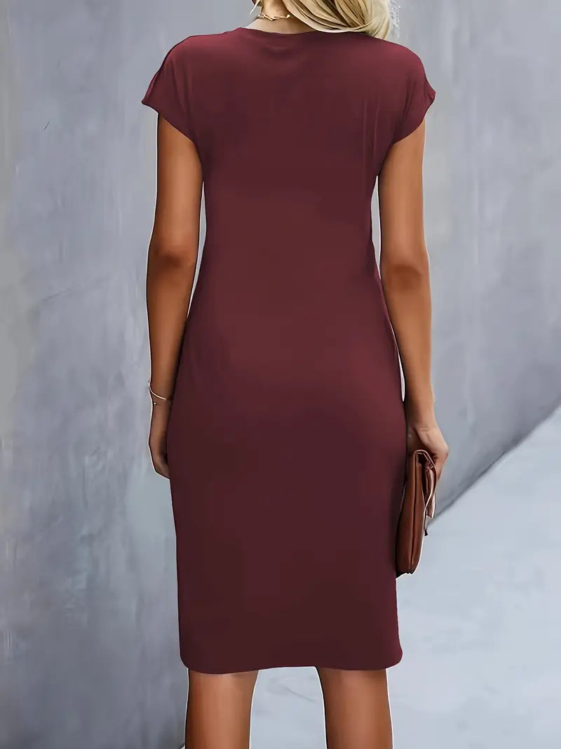Katia – Vestido clásico ajustado de manga corta