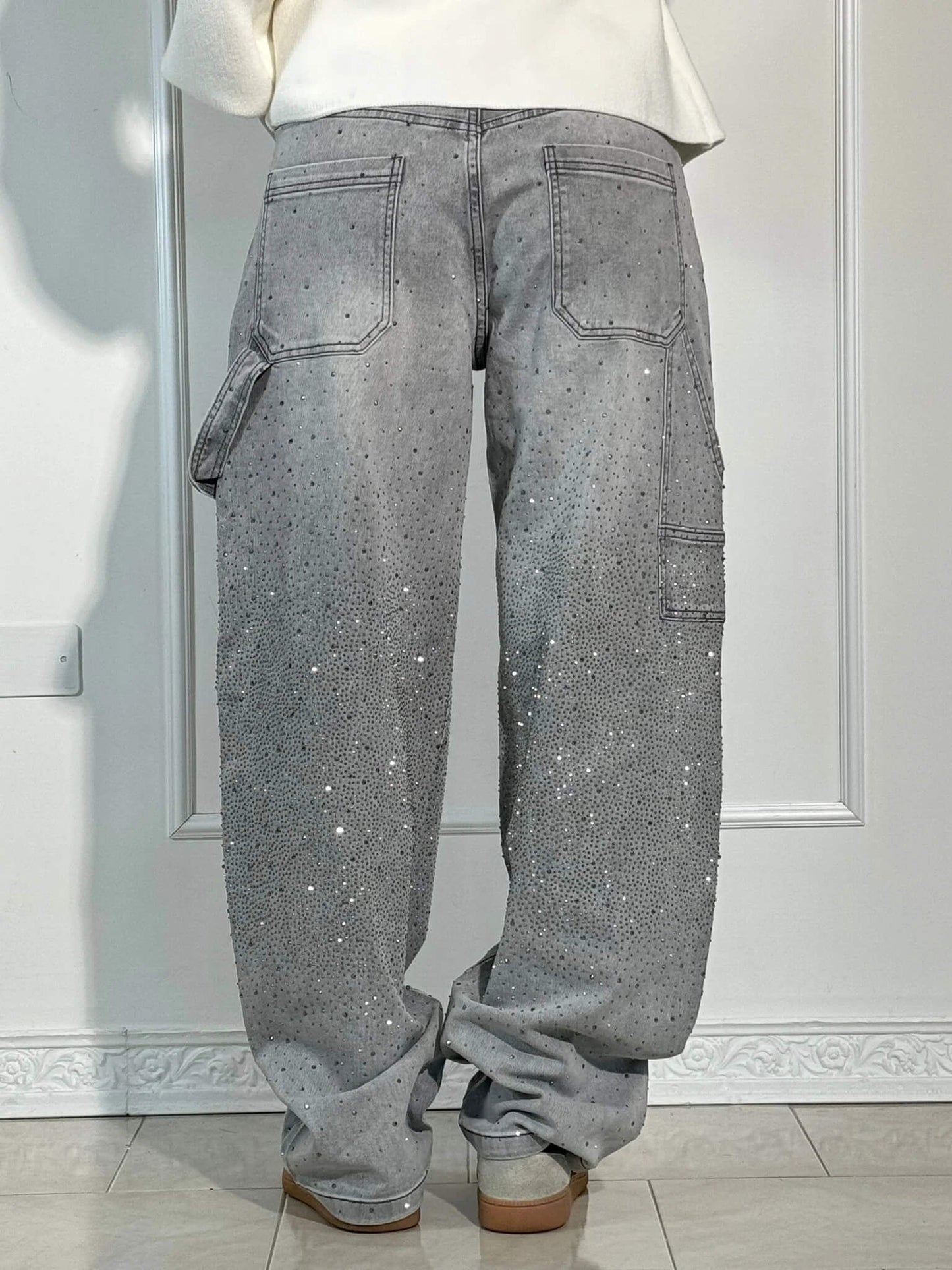 Eliran - Pantaloni a gamba larga con dettagli in strass e tasca con patta