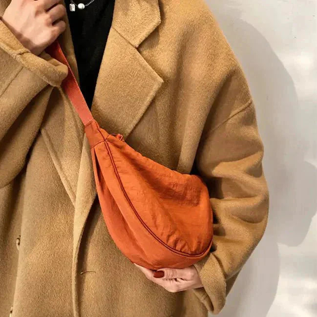 Stephanie - Halvmåne Crossbody-taske med justerbar rem