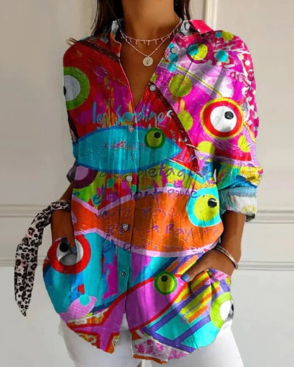 Virela - Damebluse med langærmet allover-print
