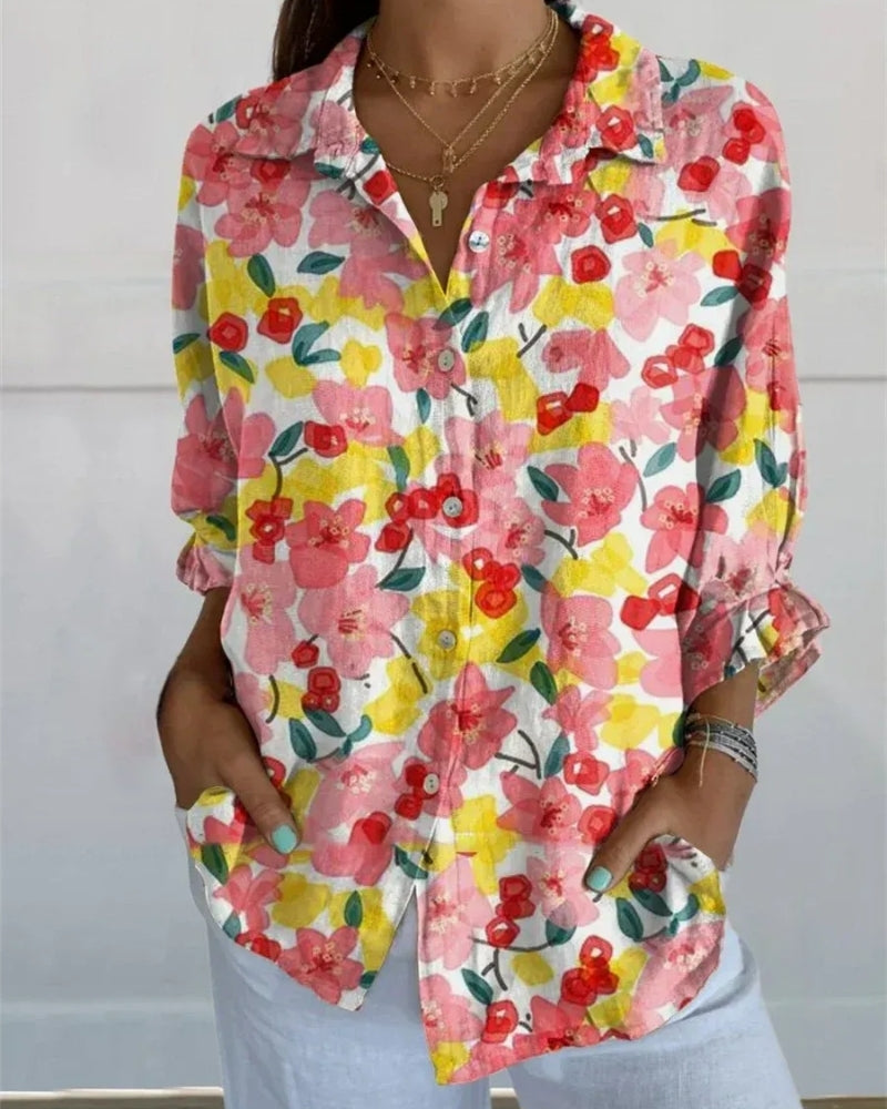 Virela - Damebluse med langærmet allover-print