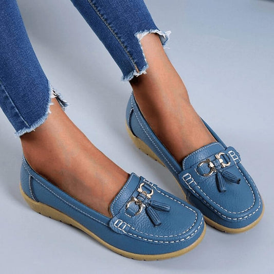 Marlyn – Pantofi tip mocasin pentru femei cu detaliu decorativ