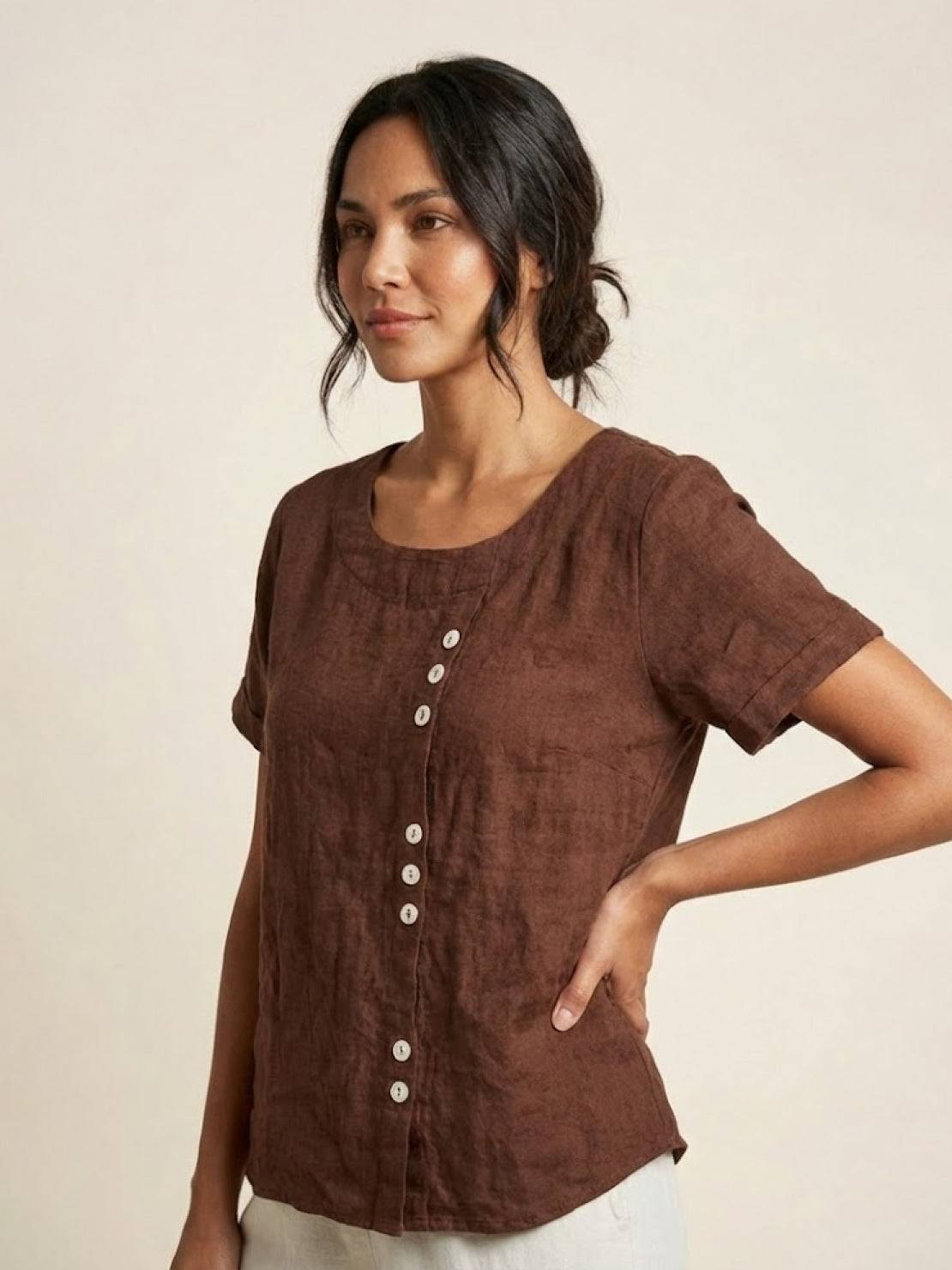 Elarish - Hørbluse med rund hals og knapper