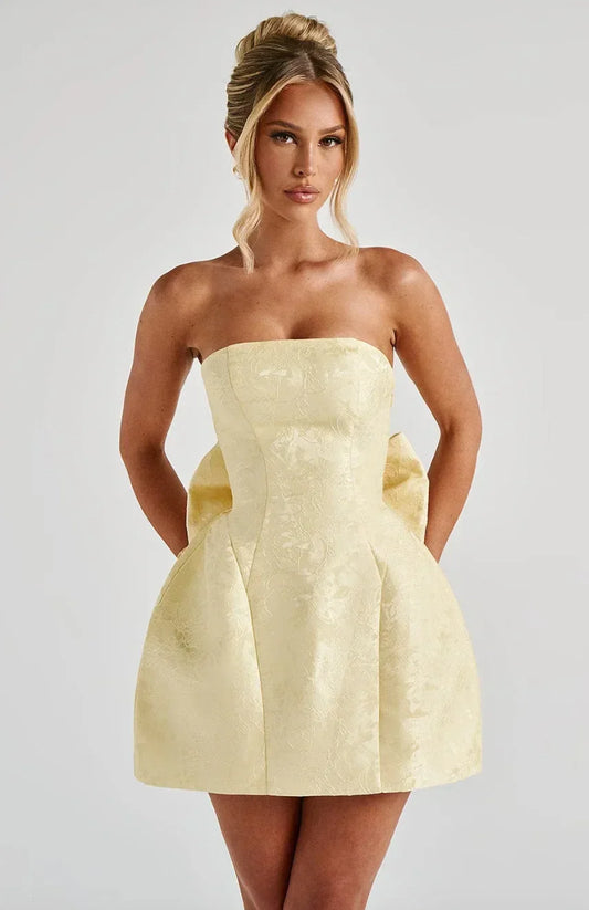 Jacquera – Strapless Jacquard Backless Mini Dress