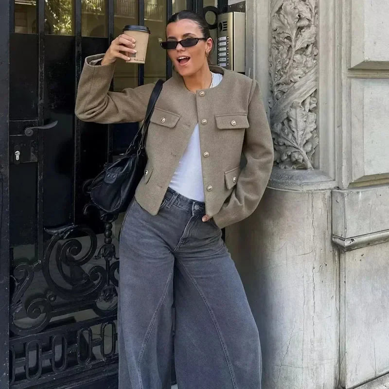 Hannel – Giacca Bomber Corta con Bottoni da Donna