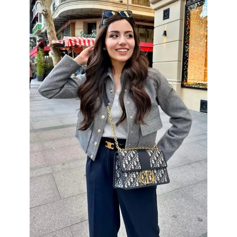 Harpenza – Chaqueta bomber corta con botones delanteros para mujer